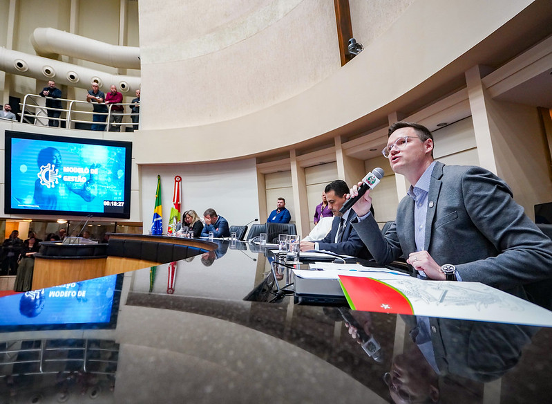 Secretários apresentam cronograma de repasses aos municípios na Alesc